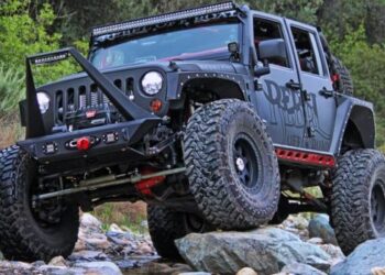 Pengalaman Menggunakan Mobil Offroad untuk Pemula