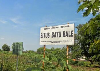Situs Batu Bale Sejarah dan Rute Lokasi