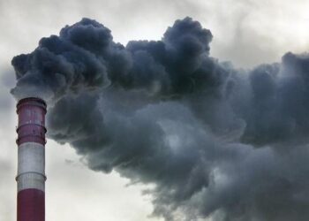 Perbedaan Pencemaran Air Udara dan Tanah