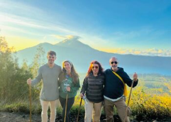 Mount Batur Sunrise Trekking Itinerary From Hotel Pickup to Summit